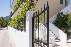 Soula Apartments